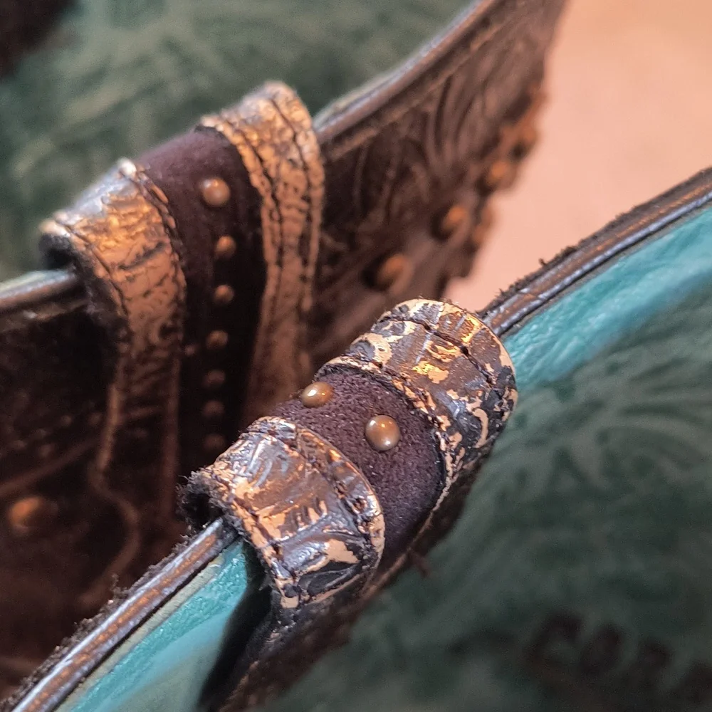 Corral Vintage Boots - Picture 9 of 14